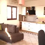 In - Insel Krk 13320 * נייביצה